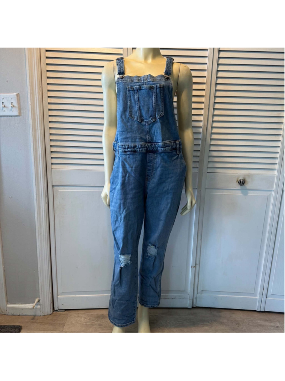 Women's Old Navy Distressed Denim Overalls Blue Size 16